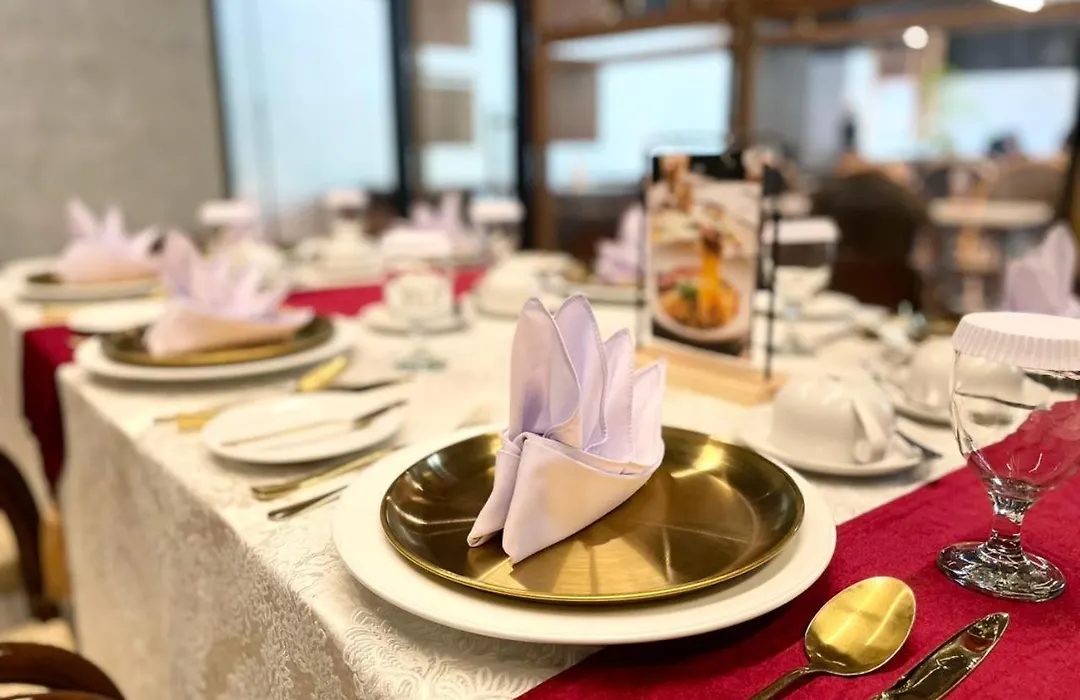 Luxury Inn Arion Hotel-1