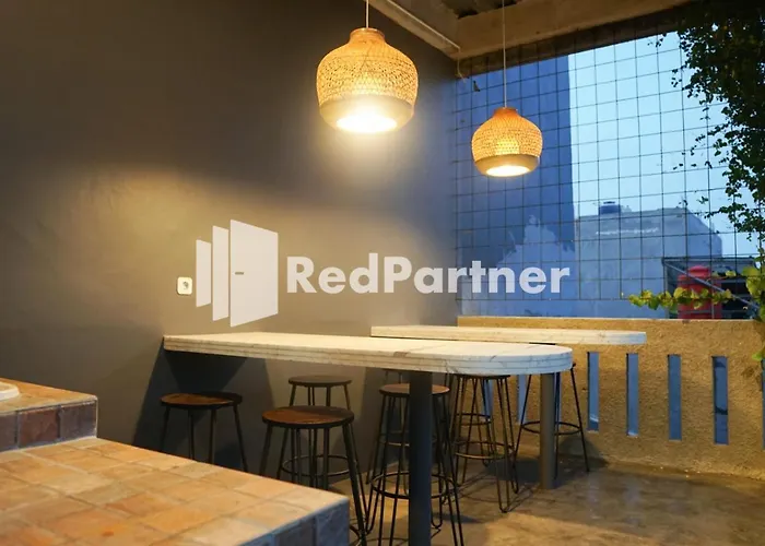 Gelong Guest House Syariah RedPartner Jakarta